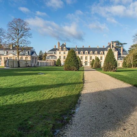 Exceptionnel Chateau Pres De Paris Abondant ภายนอก รูปภาพ