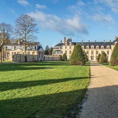 Exceptionnel Chateau Pres De Paris Abondant ภายนอก รูปภาพ