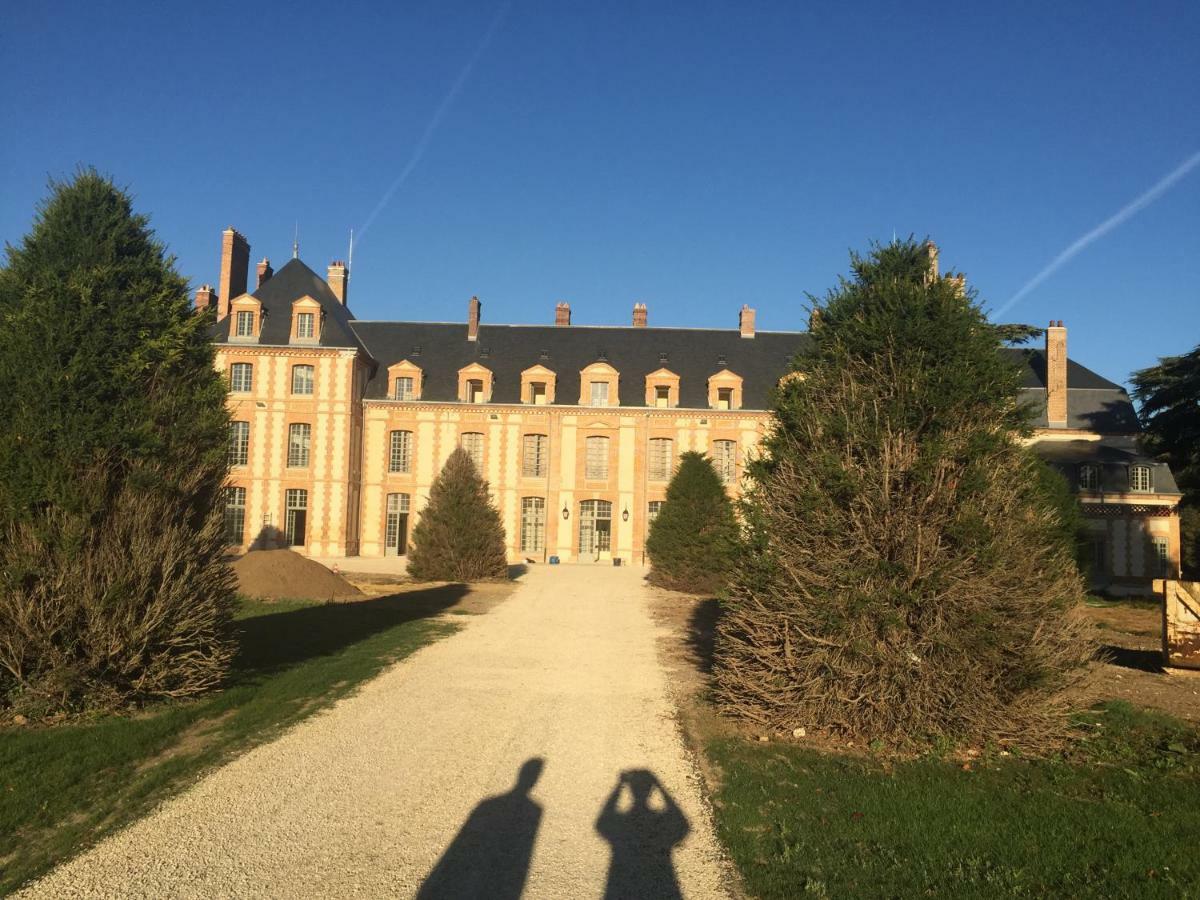Exceptionnel Chateau Pres De Paris Abondant ภายนอก รูปภาพ